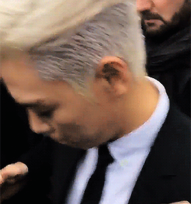 [Update][Pho] T.O.P @DIOR HOMME EVENT Tumblr_o1exboUAud1tl0bnlo1_400