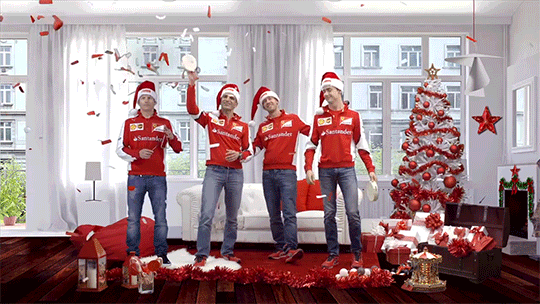 Гонщики Феррари поют We Wish You A Merry Christmas